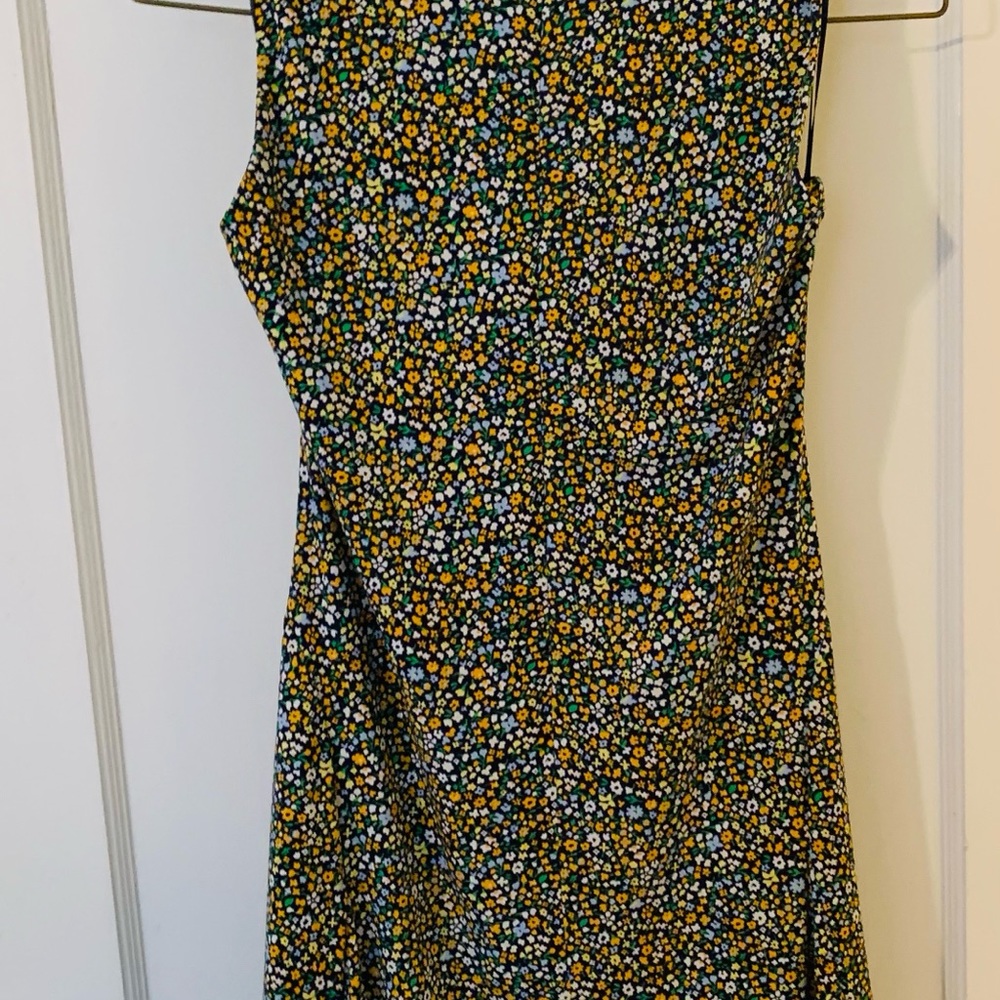 Spring/Summer DRESS - Picture 5 of 10